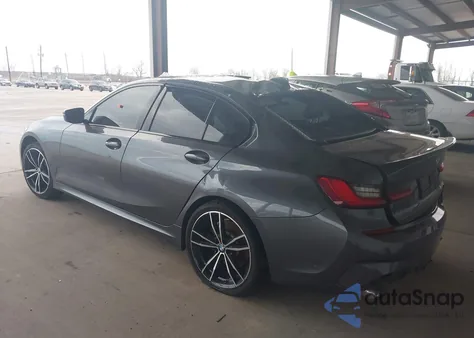 2021 BMW 330I z USA, uszkodzony, nr VIN 3MW5R1J07M8B92476